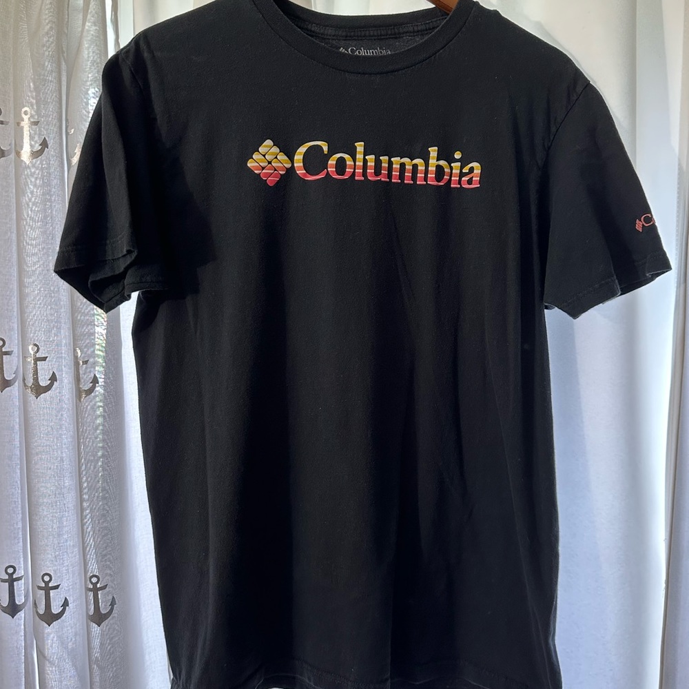 Men’s tee shirt